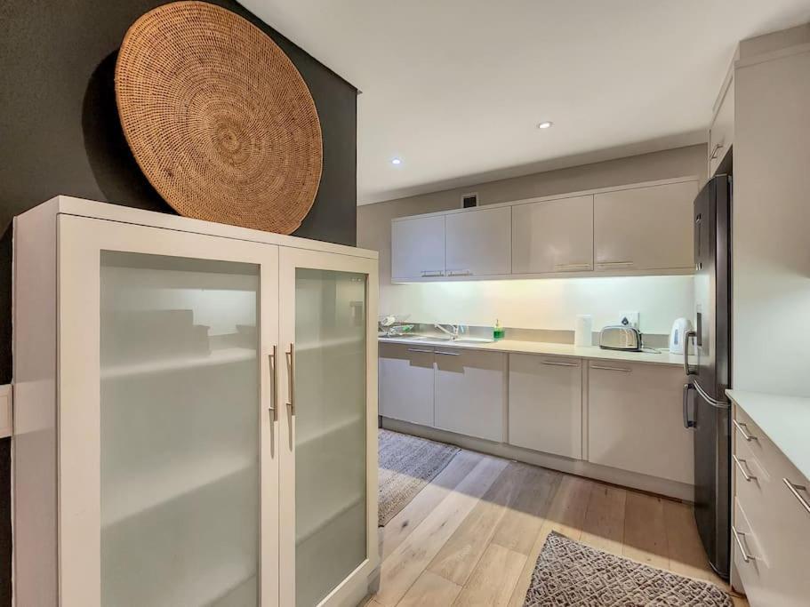 Cozy And Stylish With Exceptional Views! Daire Cape Town Dış mekan fotoğraf