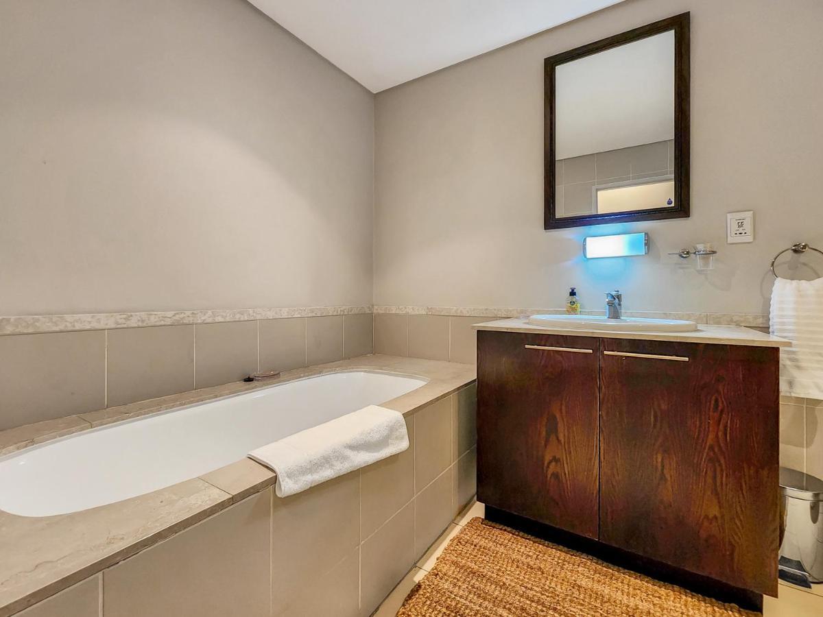Cozy And Stylish With Exceptional Views! Daire Cape Town Dış mekan fotoğraf